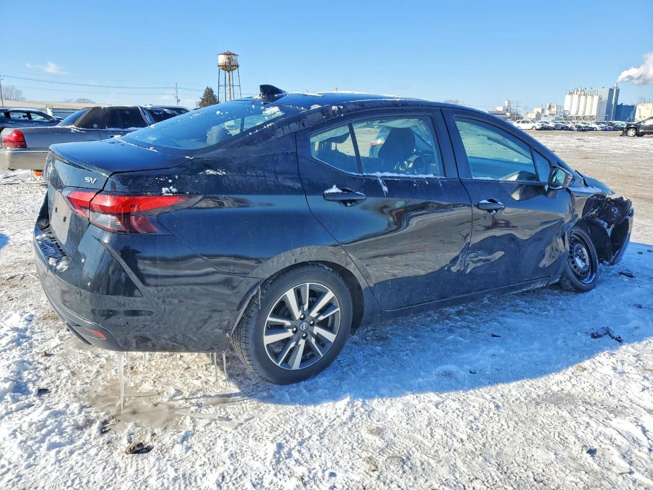 2021 NISSAN VERSA