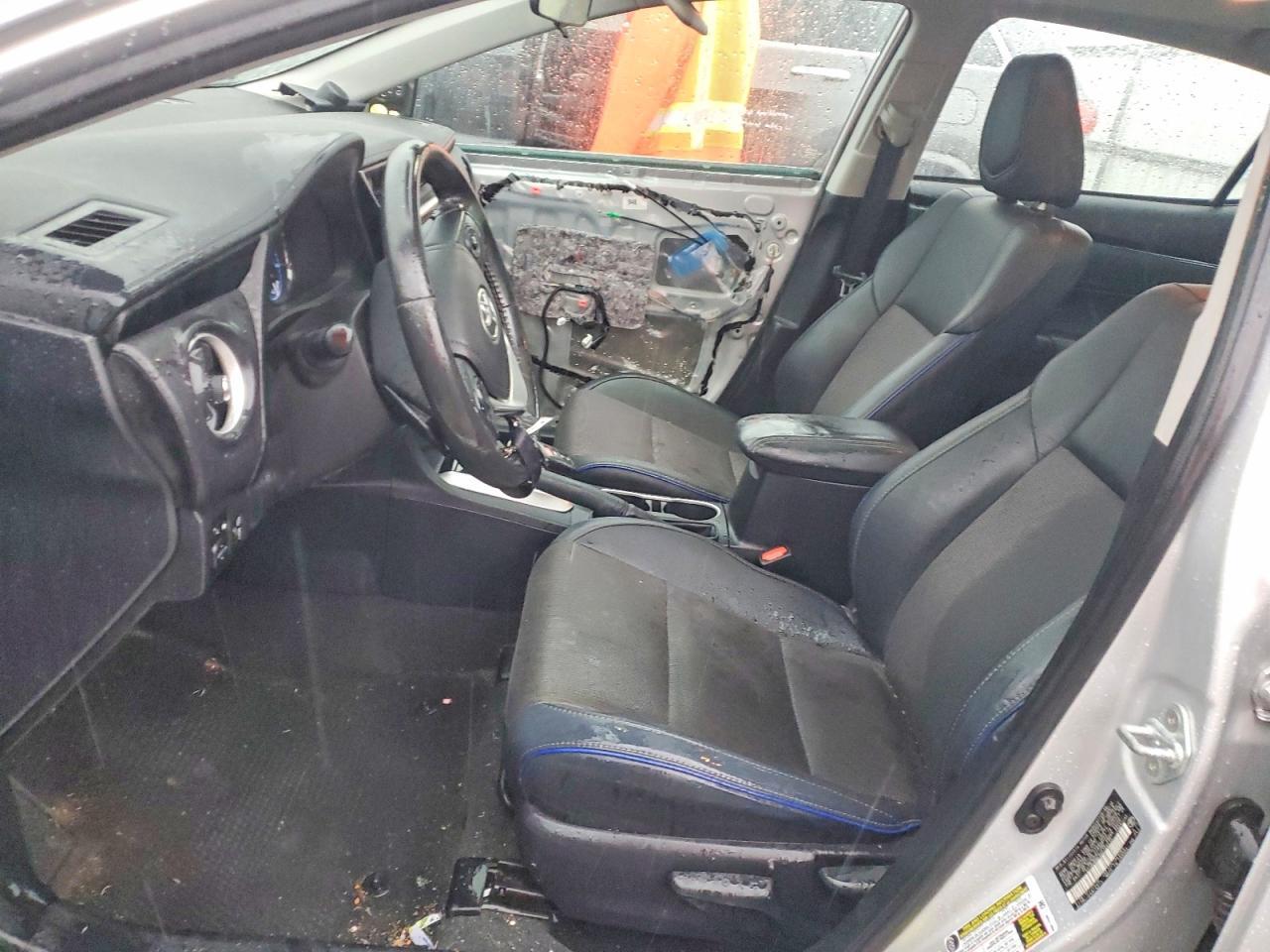 2017 TOYOTA COROLLA