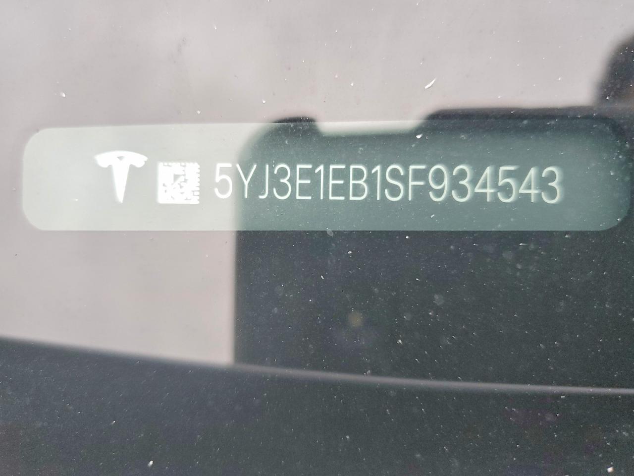 2025 TESLA MODEL 3