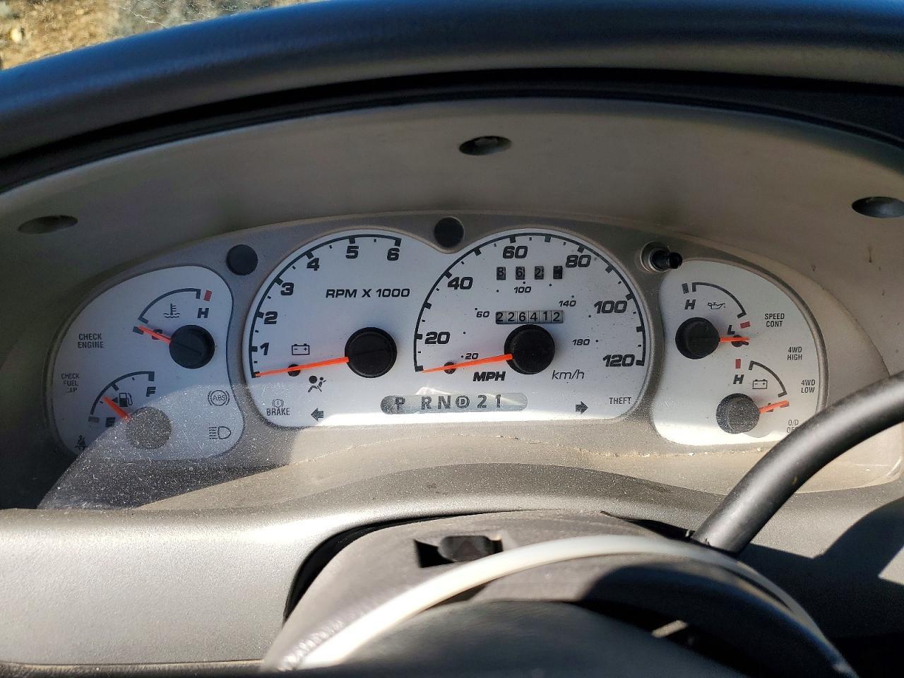 2002 FORD Explorer Sport Trac