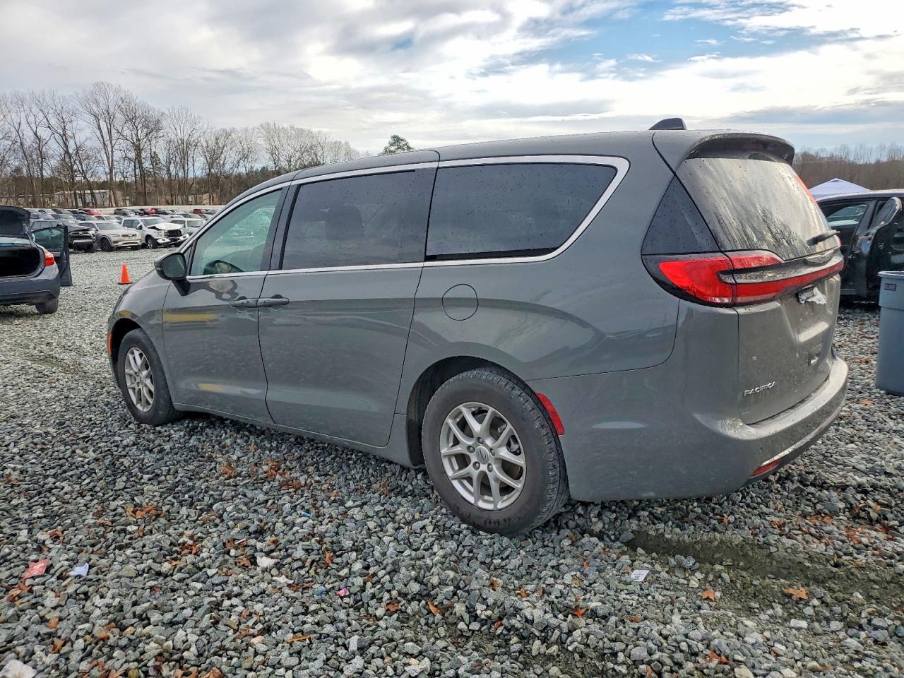 2023 CHRYSLER Pacifica