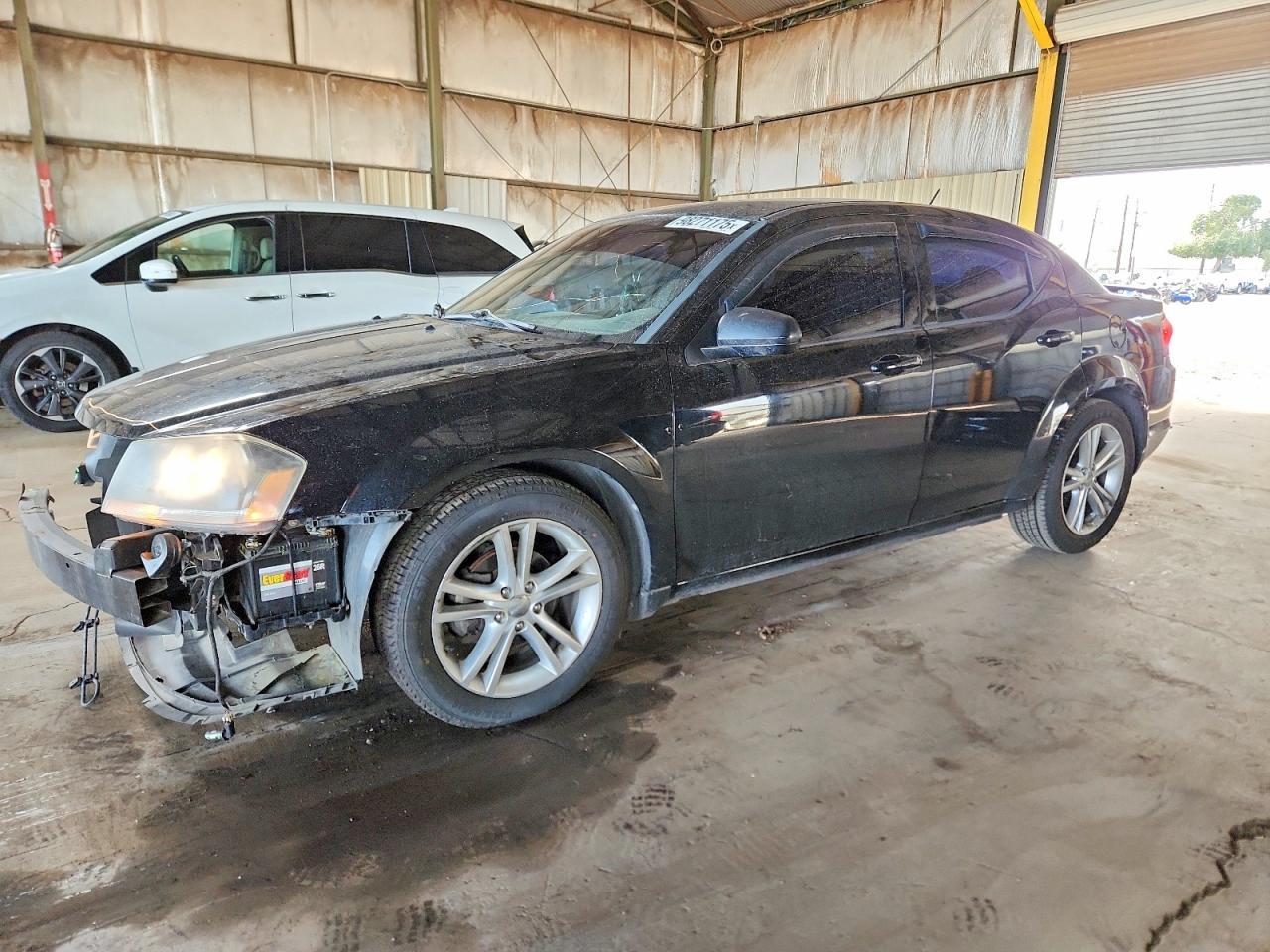 2013 DODGE Avenger