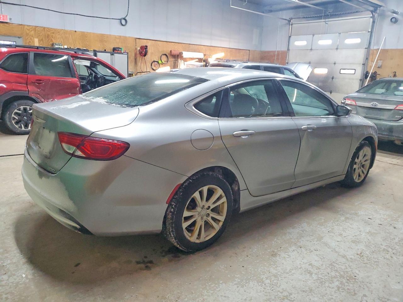 2015 CHRYSLER 200