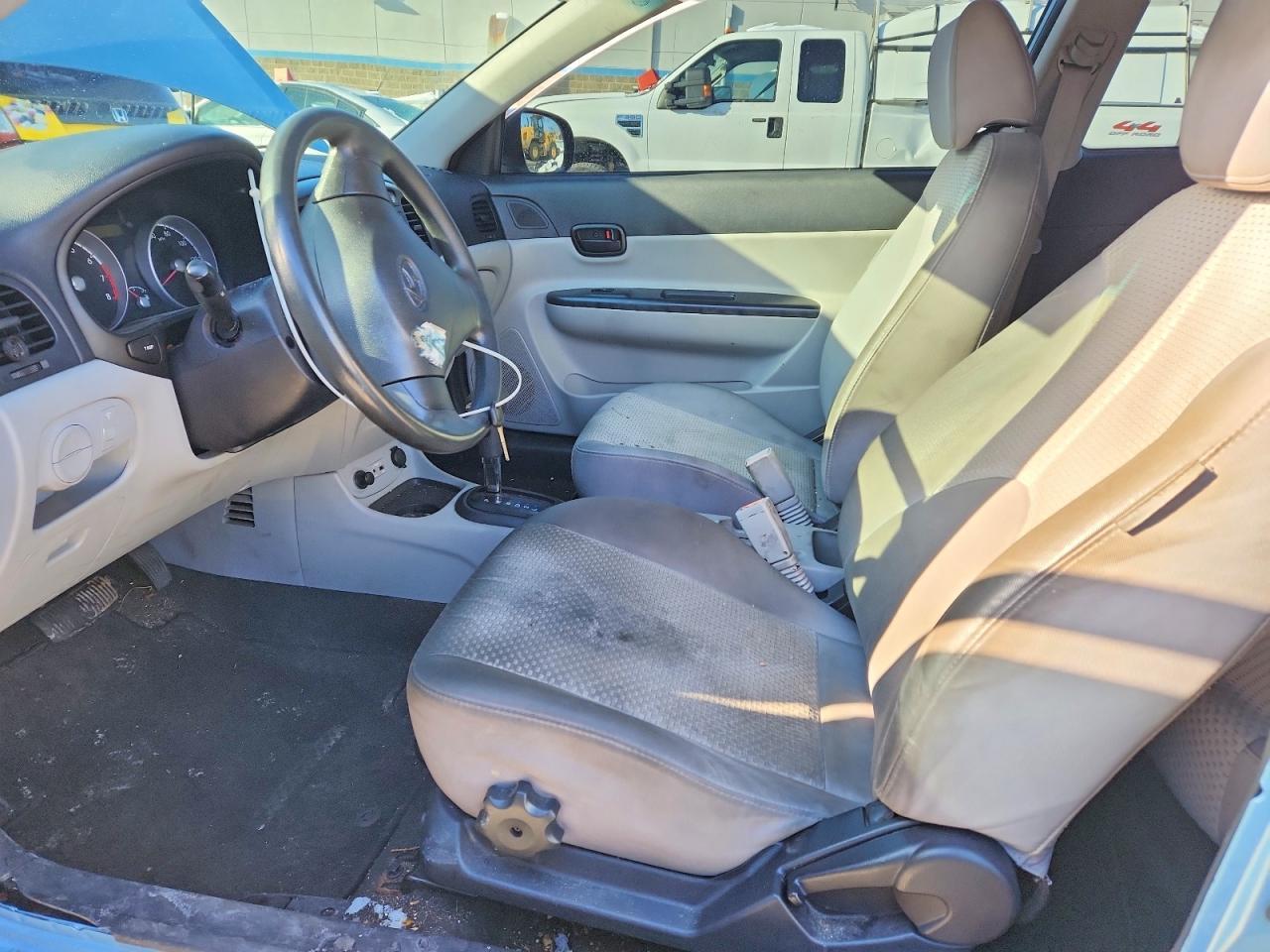 2011 HYUNDAI ACCENT