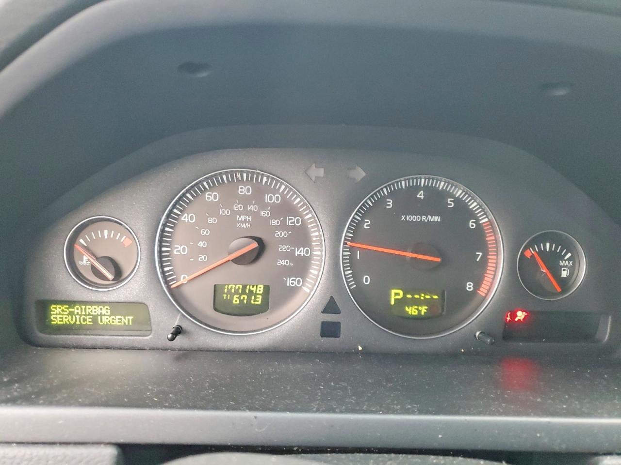 2006 VOLVO XC90