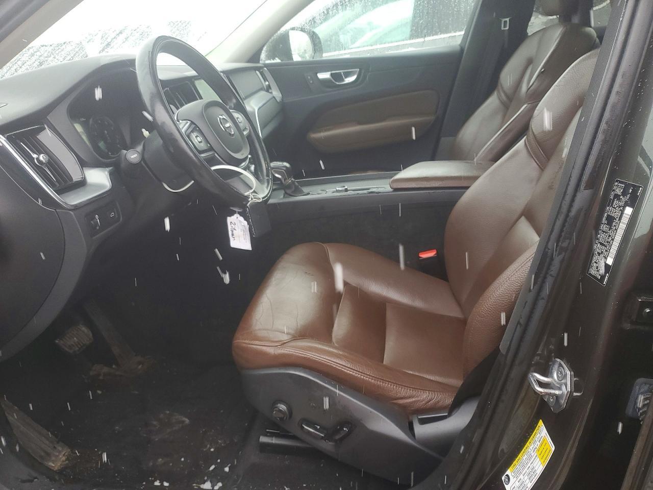 2018 VOLVO XC60