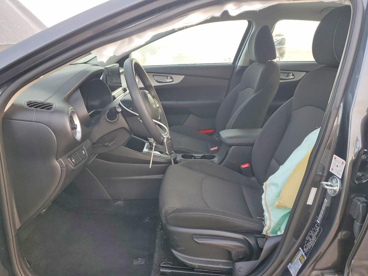 2023 KIA FORTE