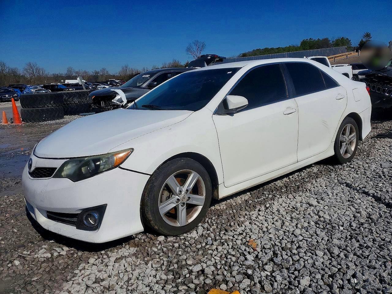 2012 TOYOTA CAMRY