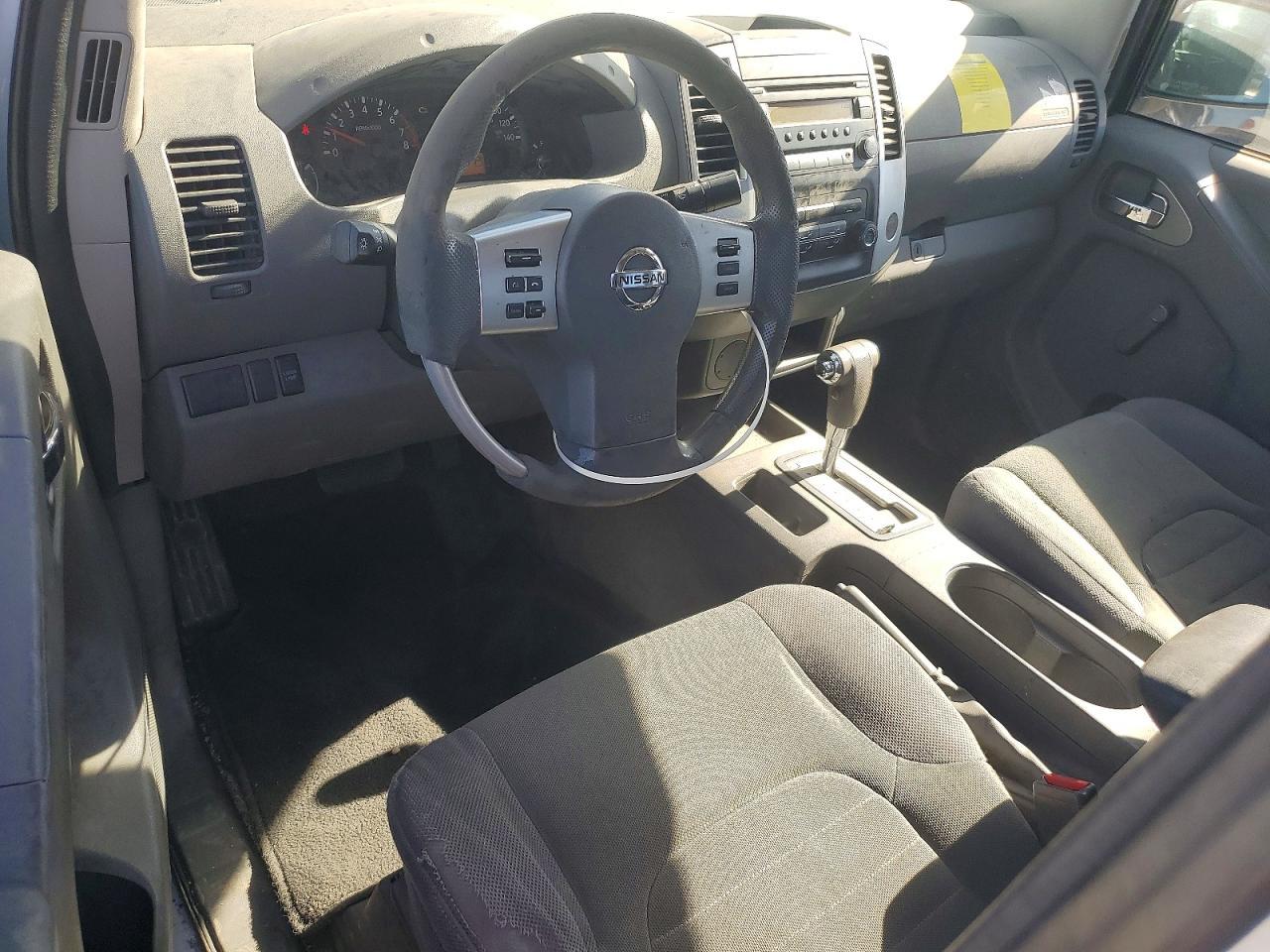 2015 NISSAN Frontier