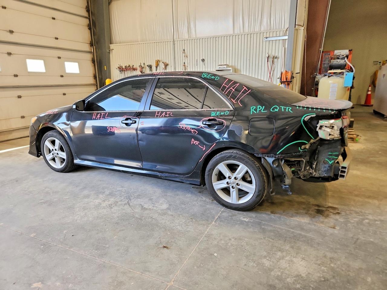 2014 TOYOTA CAMRY