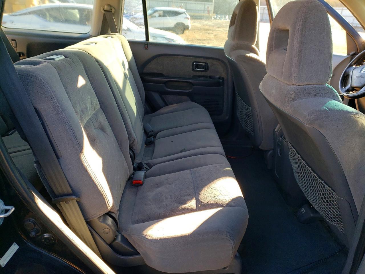 2004 HONDA PILOT