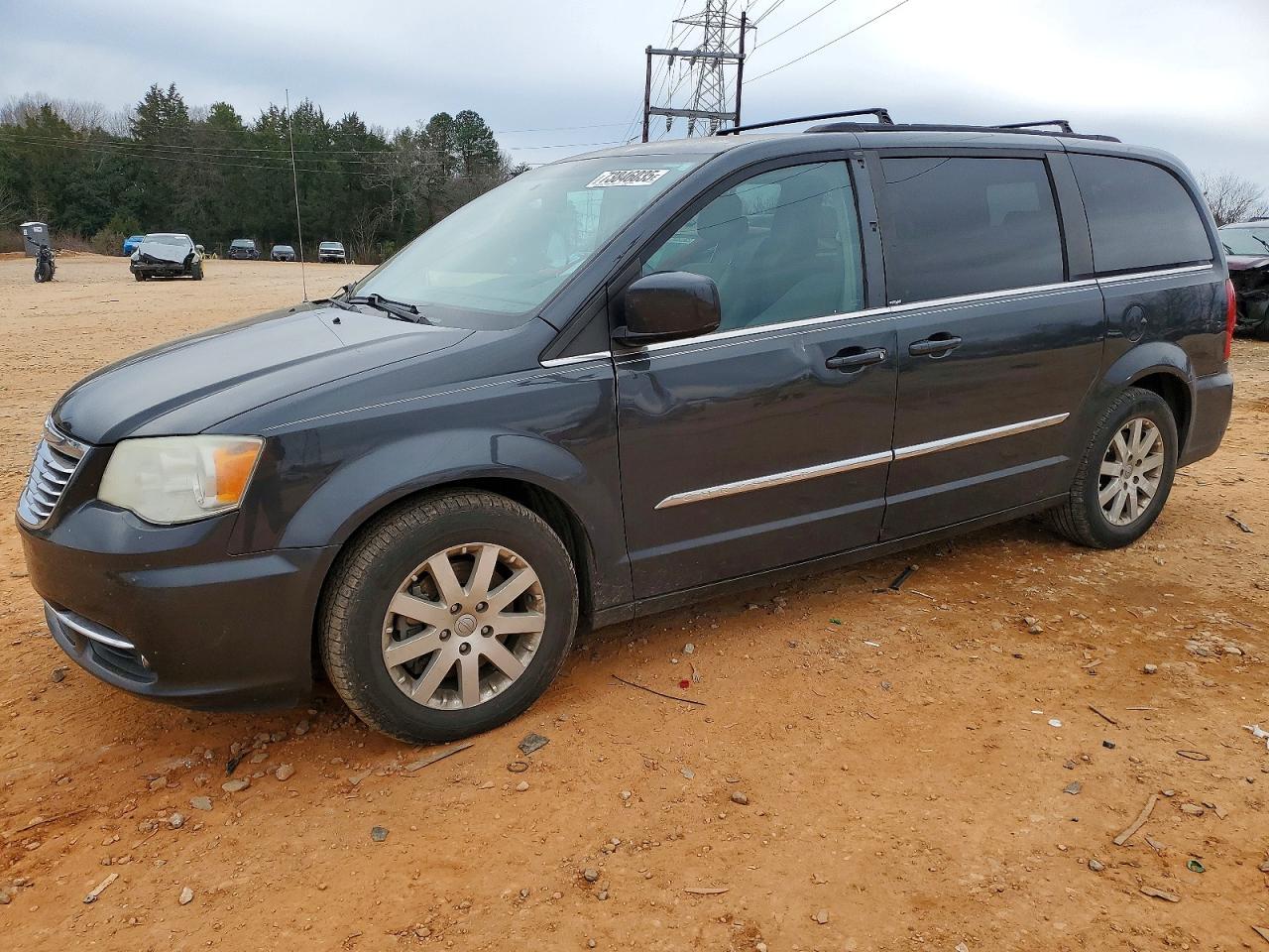 2012 CHRYSLER Town & Country