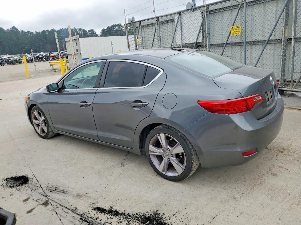 2013 ACURA ILX