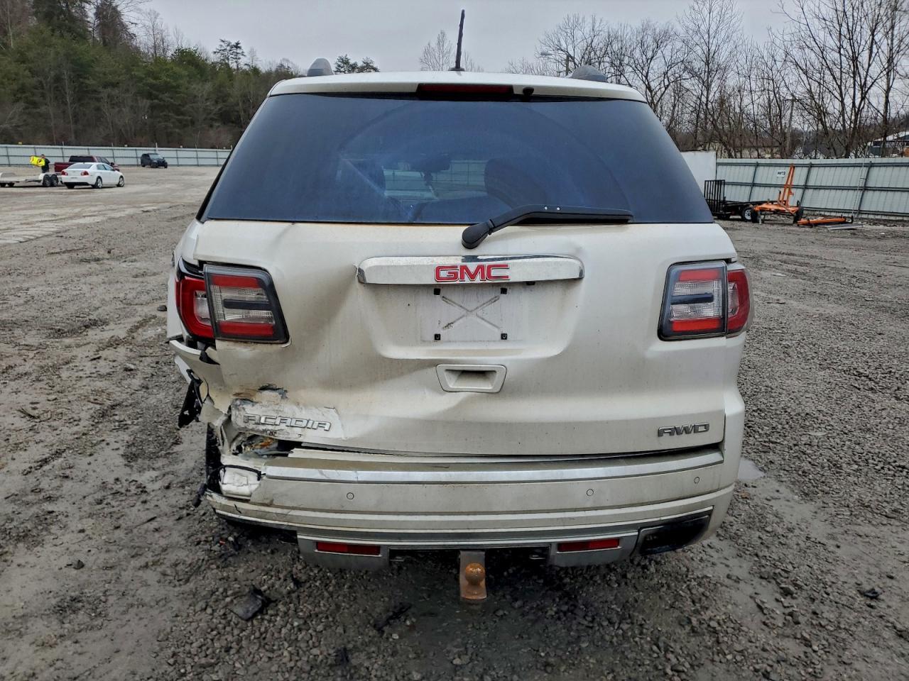 2016 GMC ACADIA