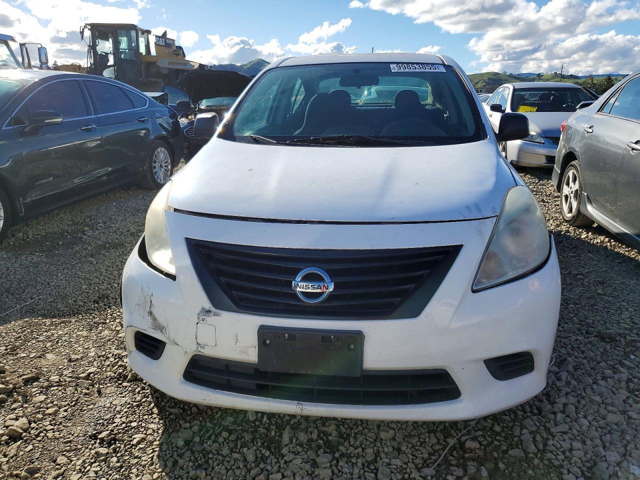2013 NISSAN VERSA