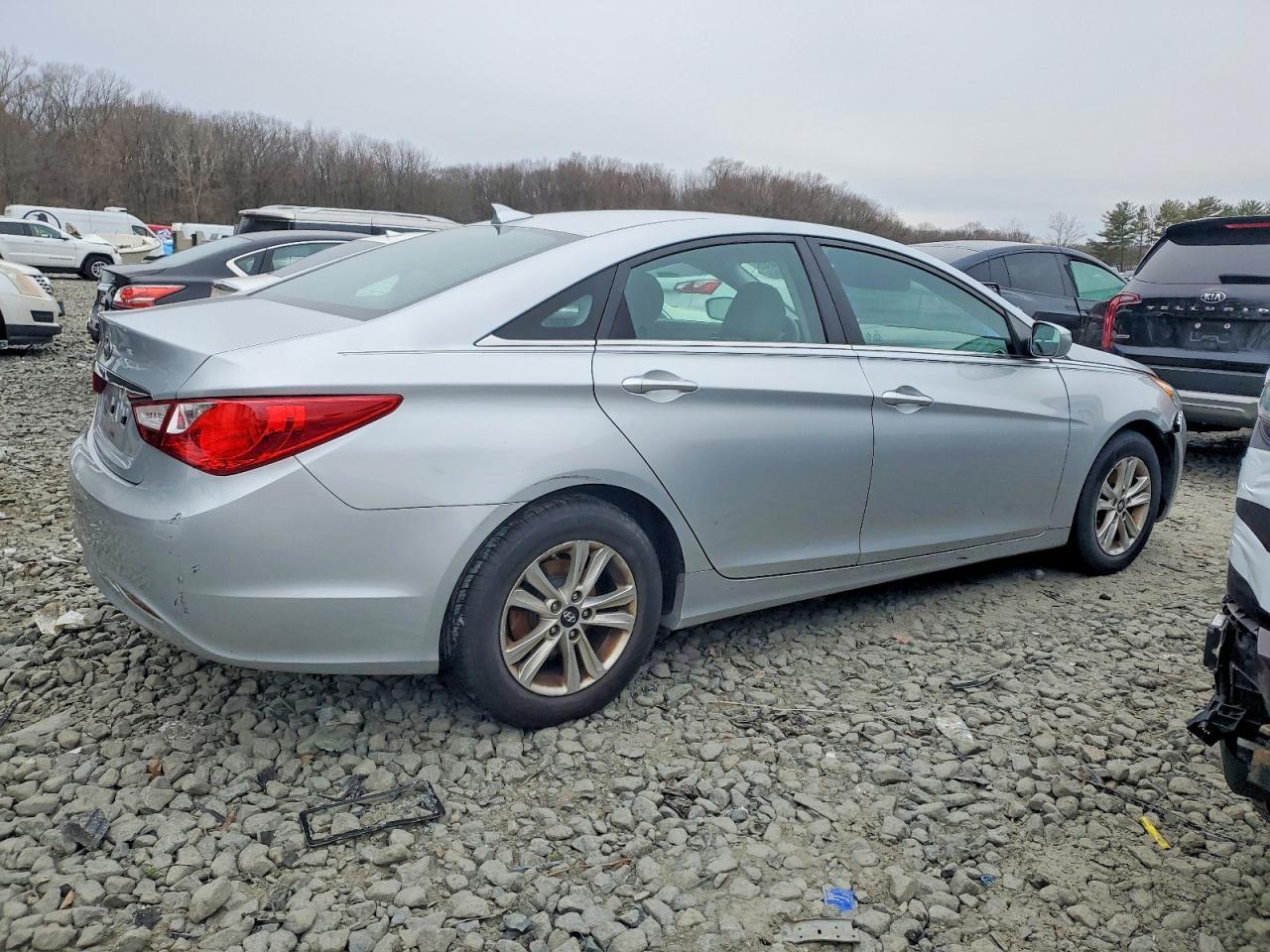 2013 HYUNDAI SONATA