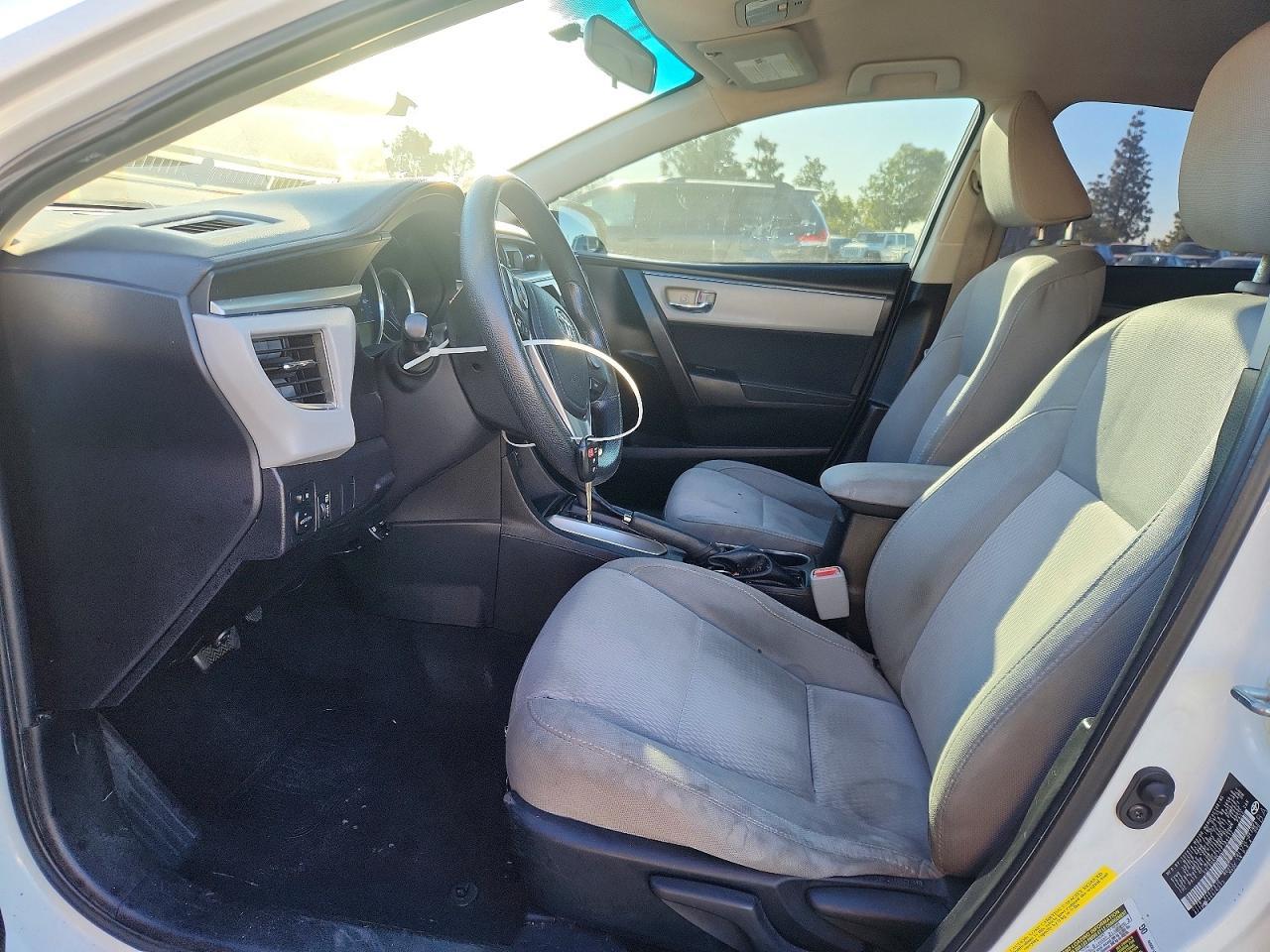 2015 TOYOTA COROLLA