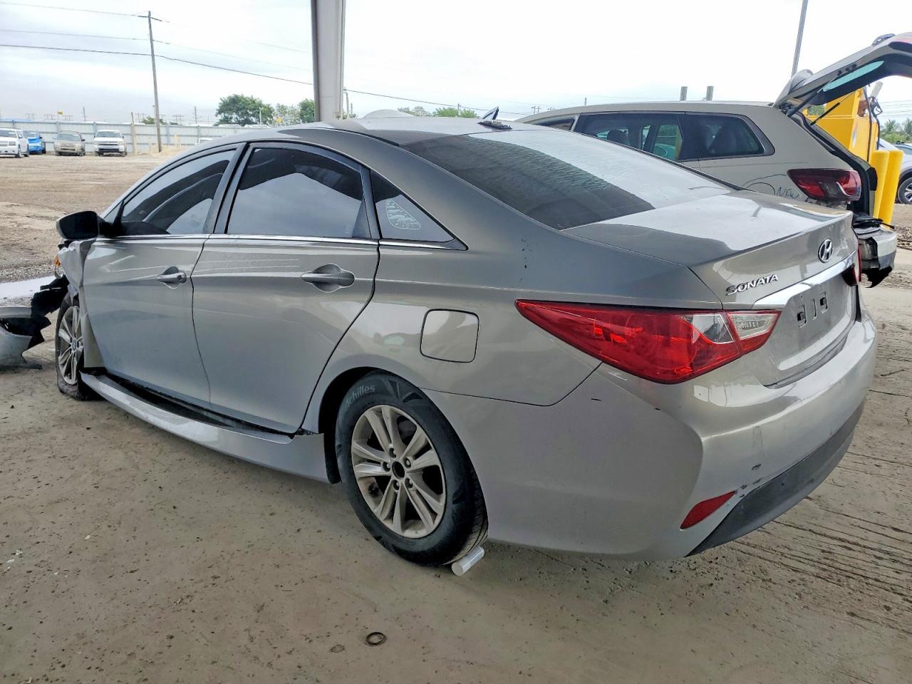 2014 HYUNDAI SONATA