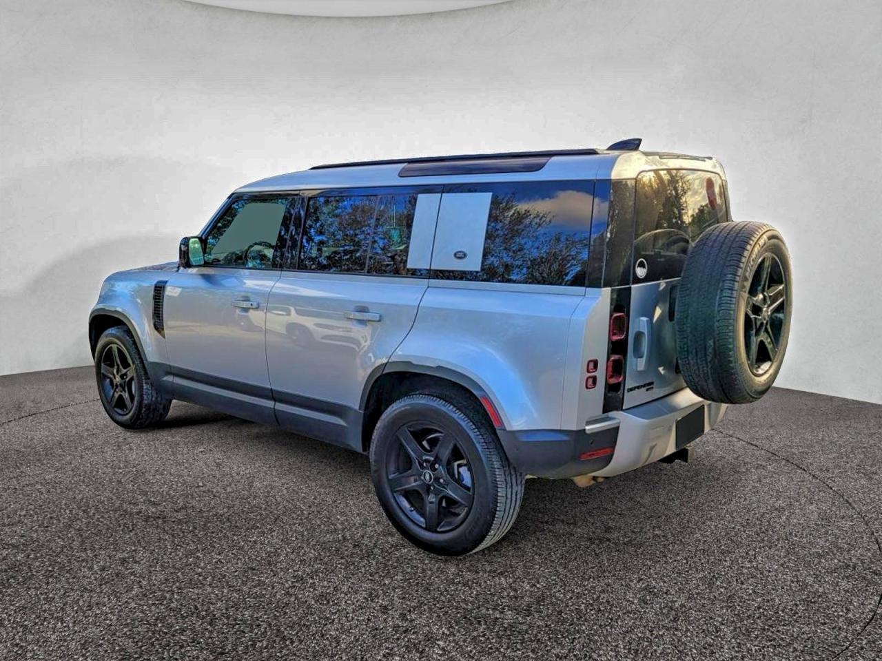 2021 LAND ROVER Defender
