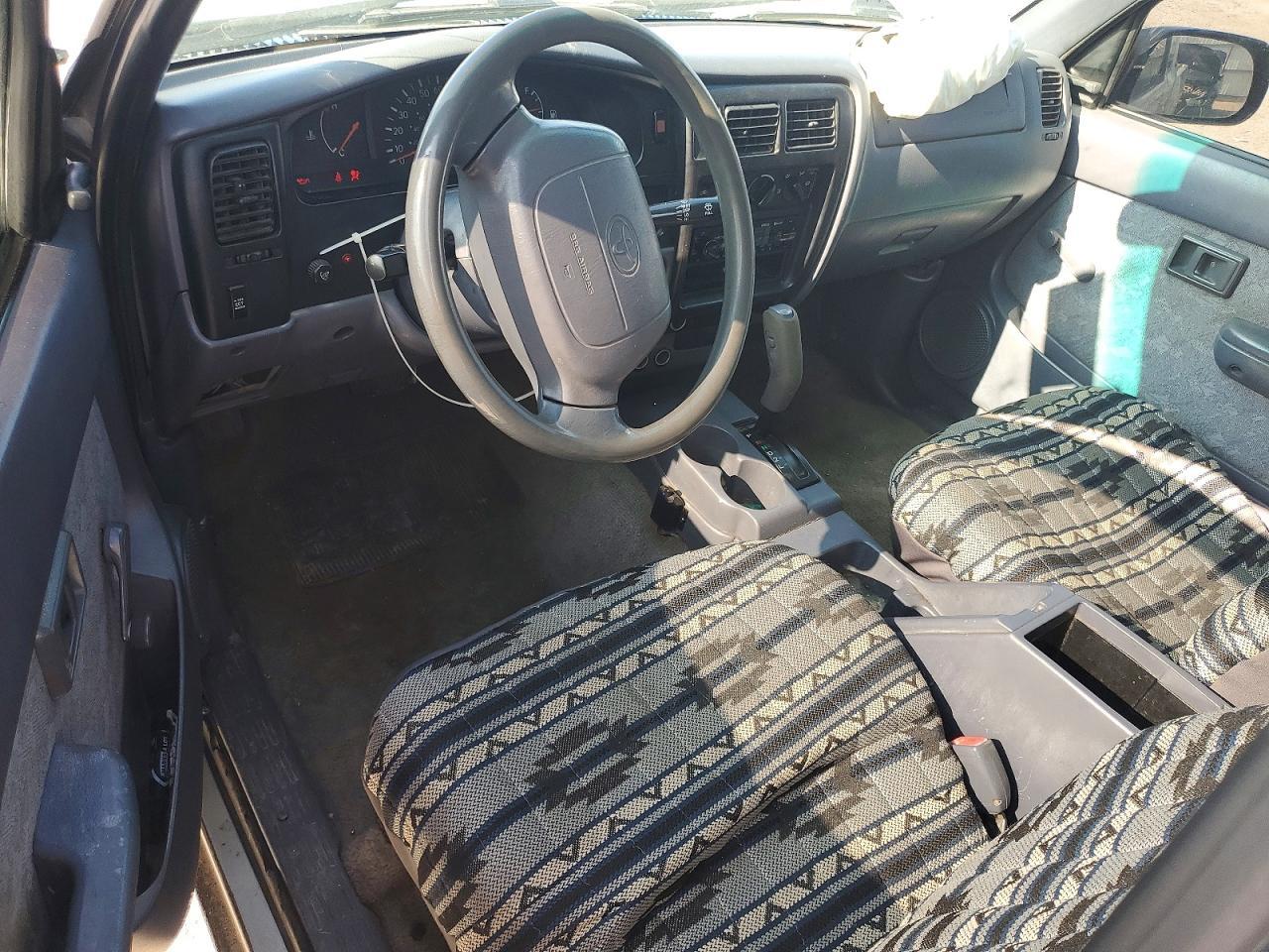 2000 TOYOTA TACOMA