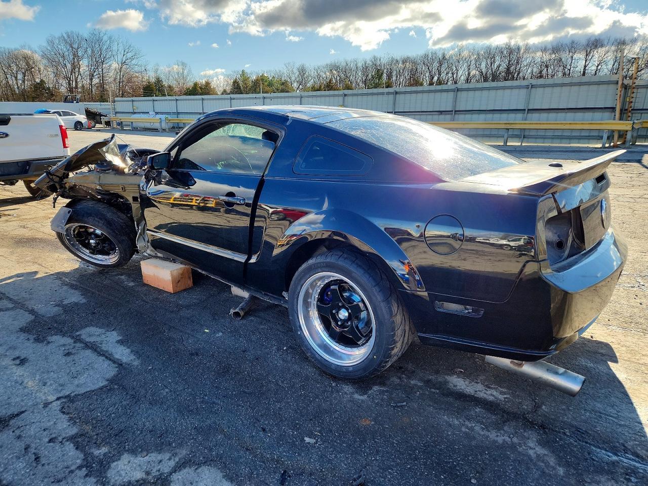 2009 FORD MUSTANG