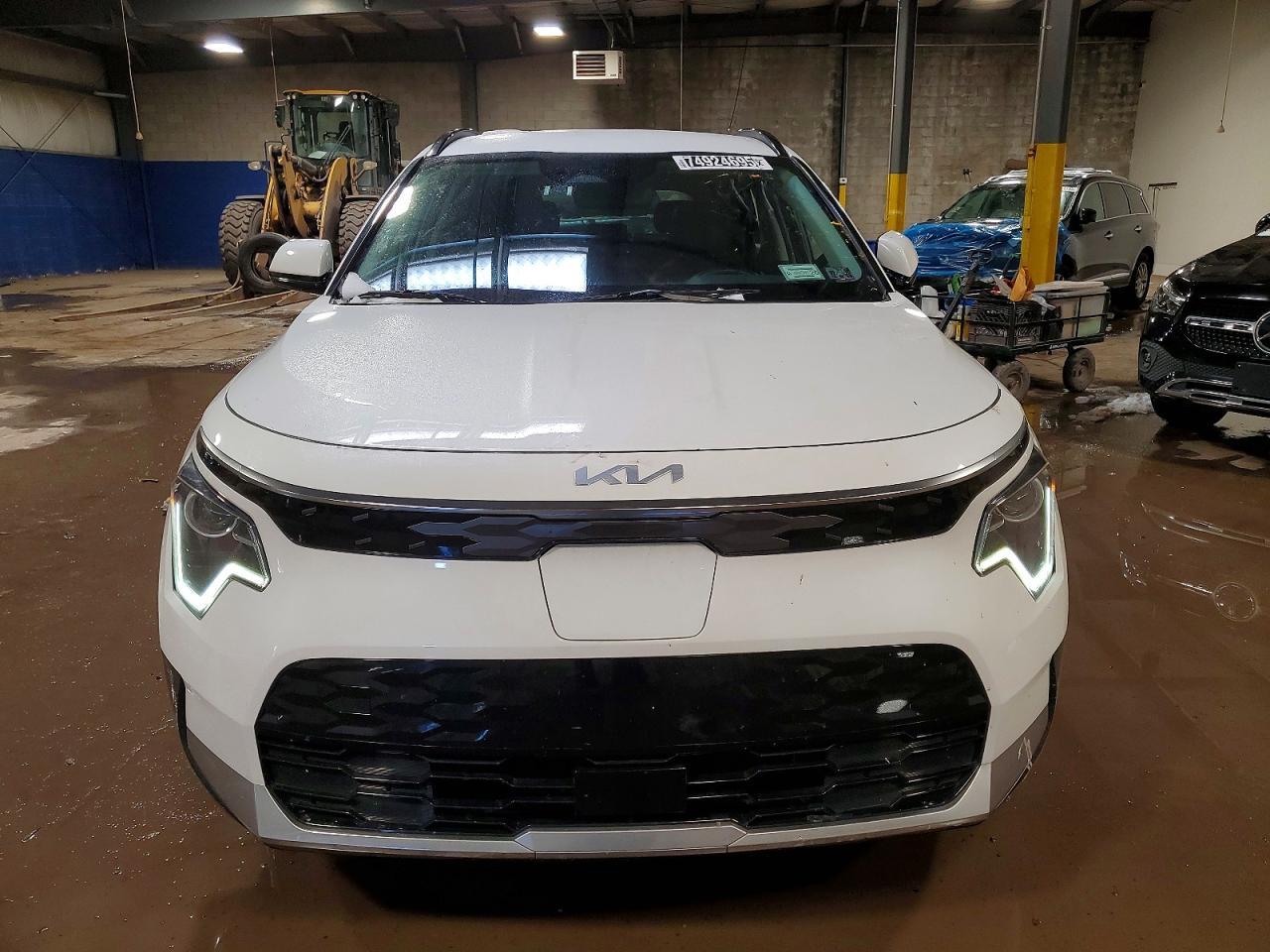 2023 KIA Niro