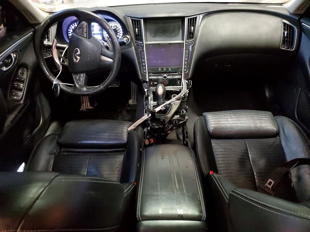 2016 INFINITI Q50