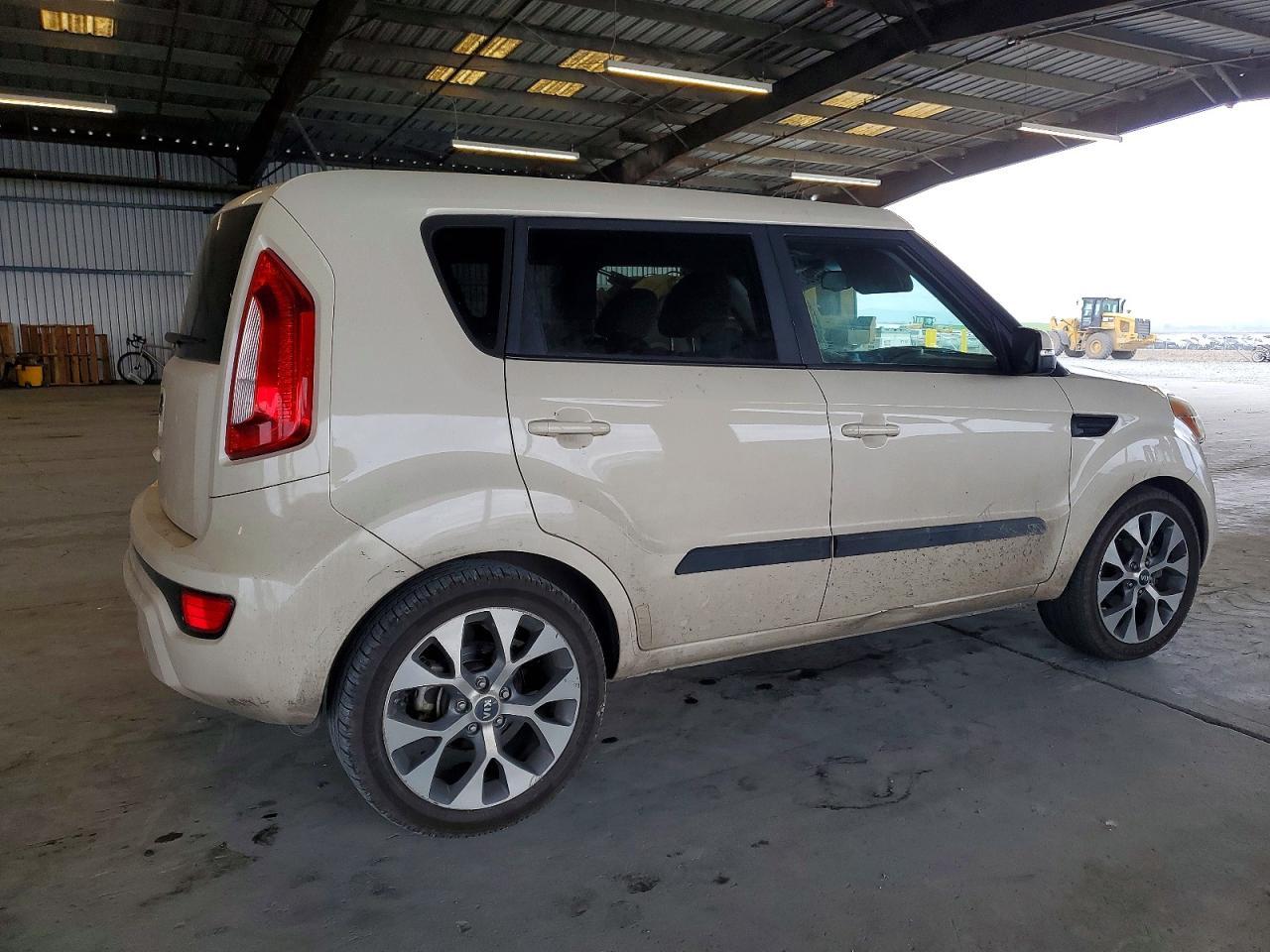 2013 KIA SOUL