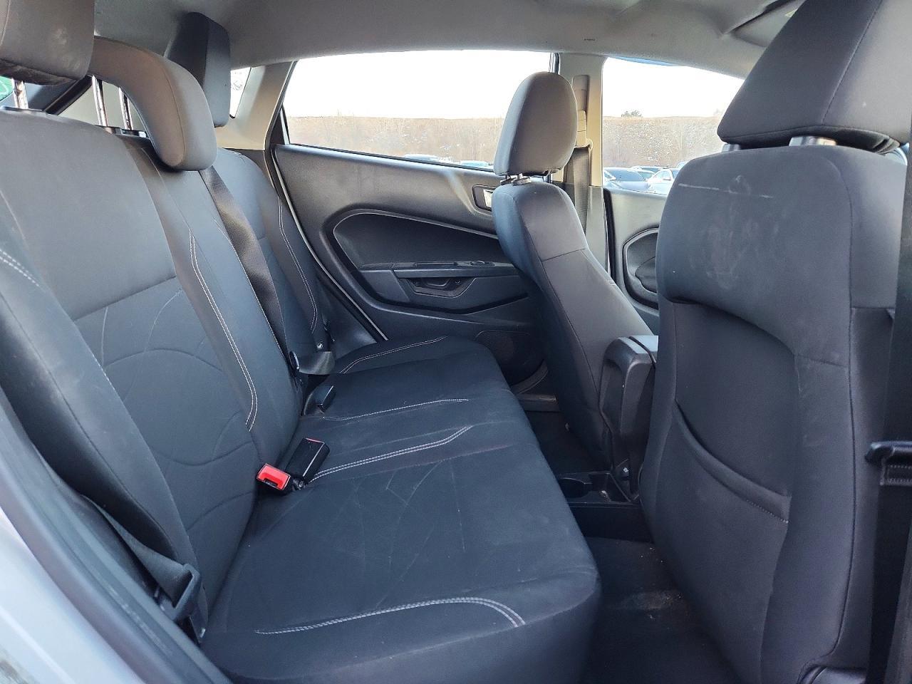 2014 FORD Fiesta