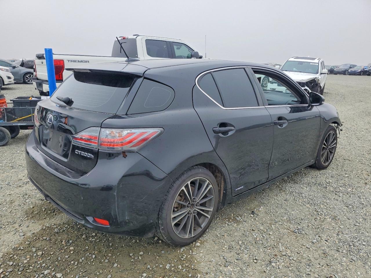 2013 LEXUS CT 200