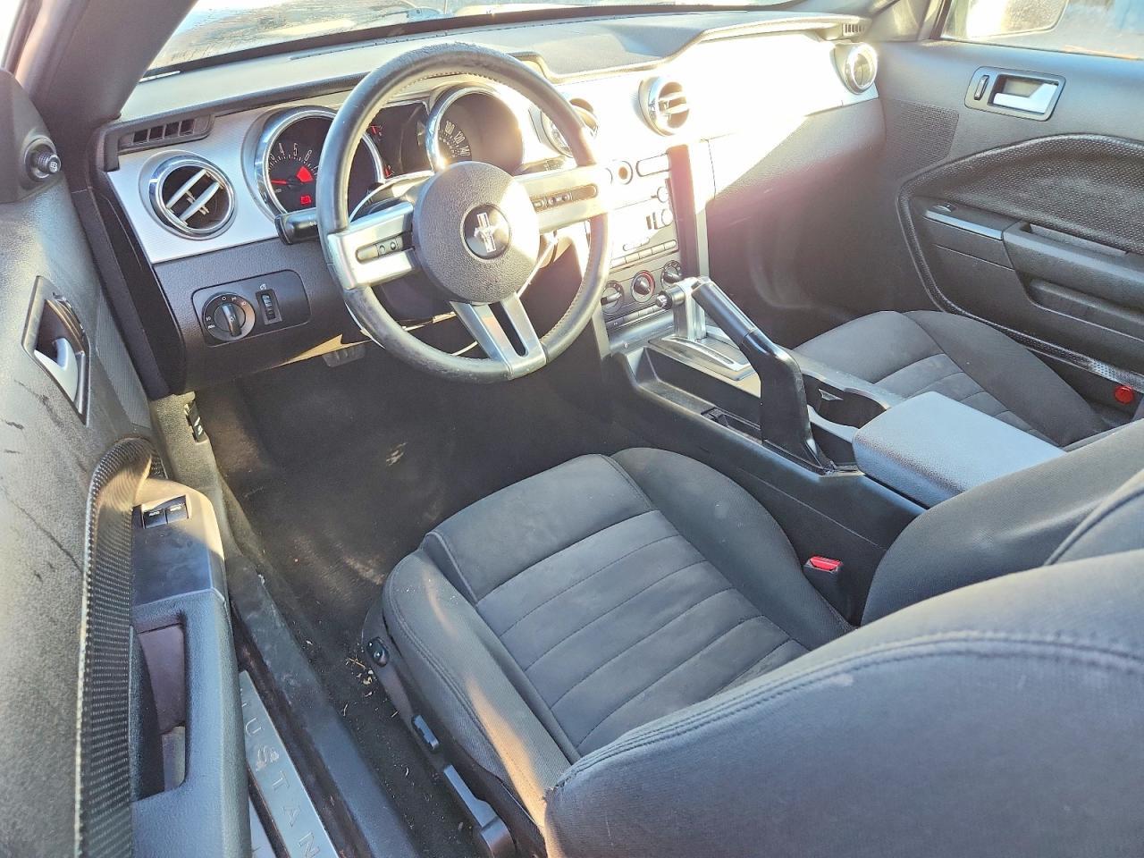2006 FORD MUSTANG