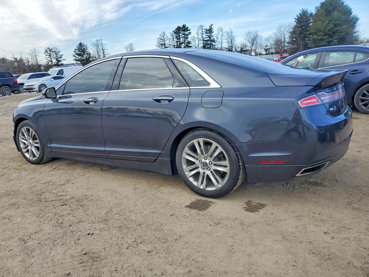 2013 LINCOLN MKZ