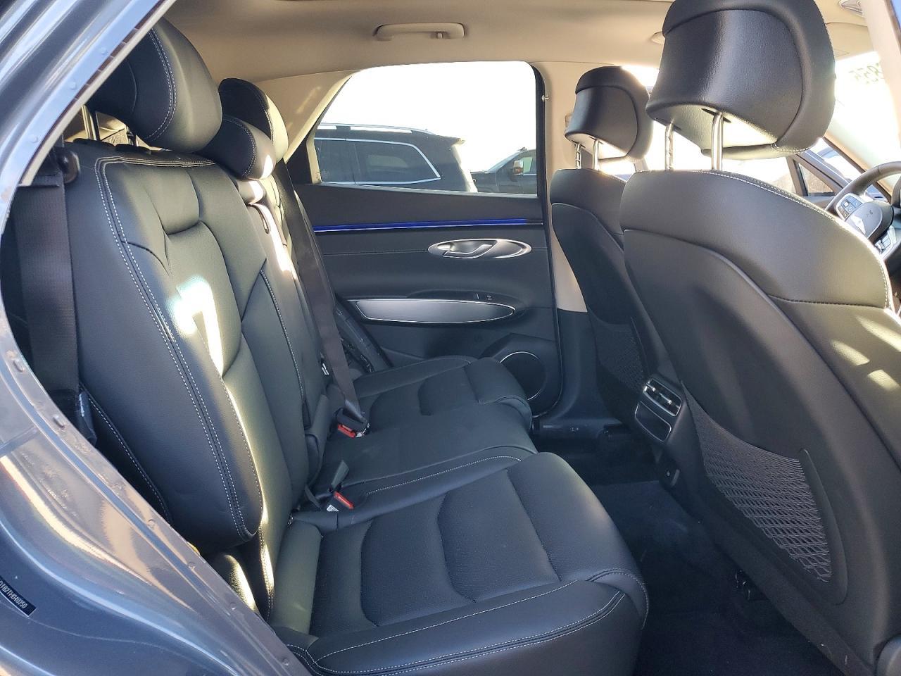 2026 GENESIS GV70