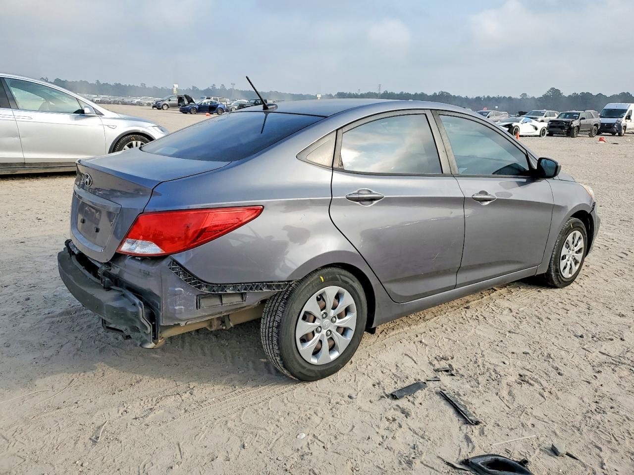 2016 HYUNDAI ACCENT