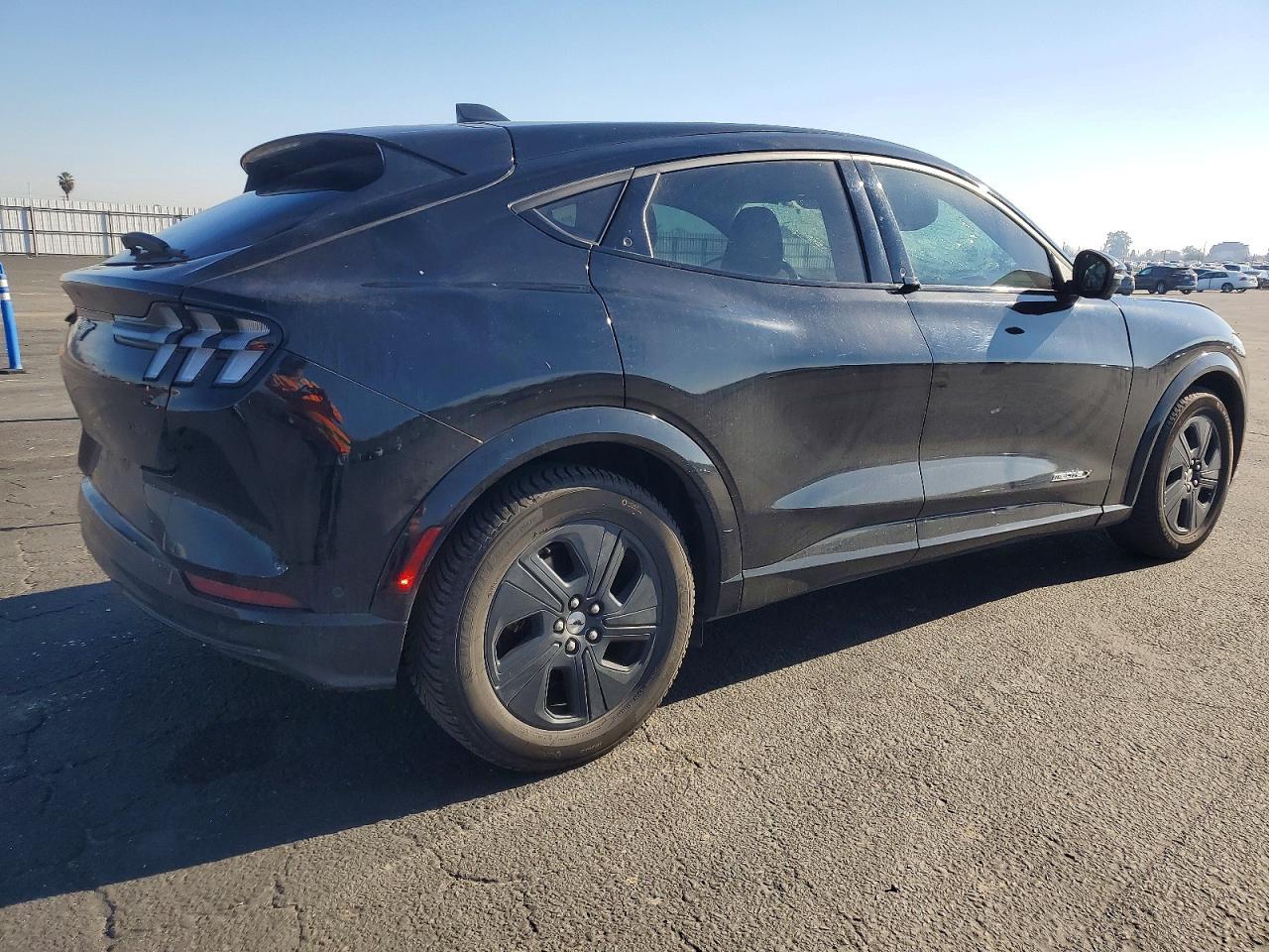 2021 FORD Mustang Mach-E