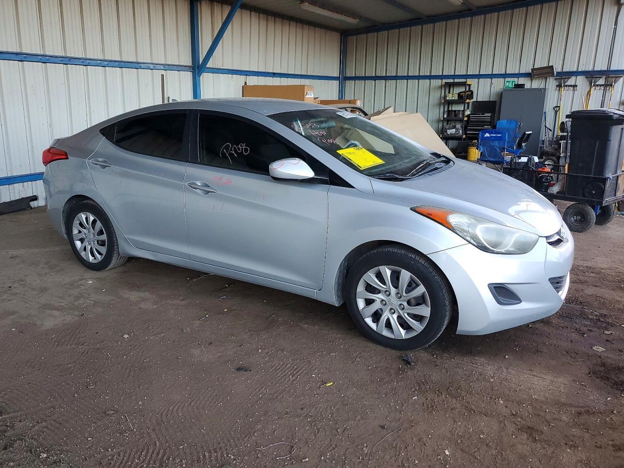2011 HYUNDAI ELANTRA