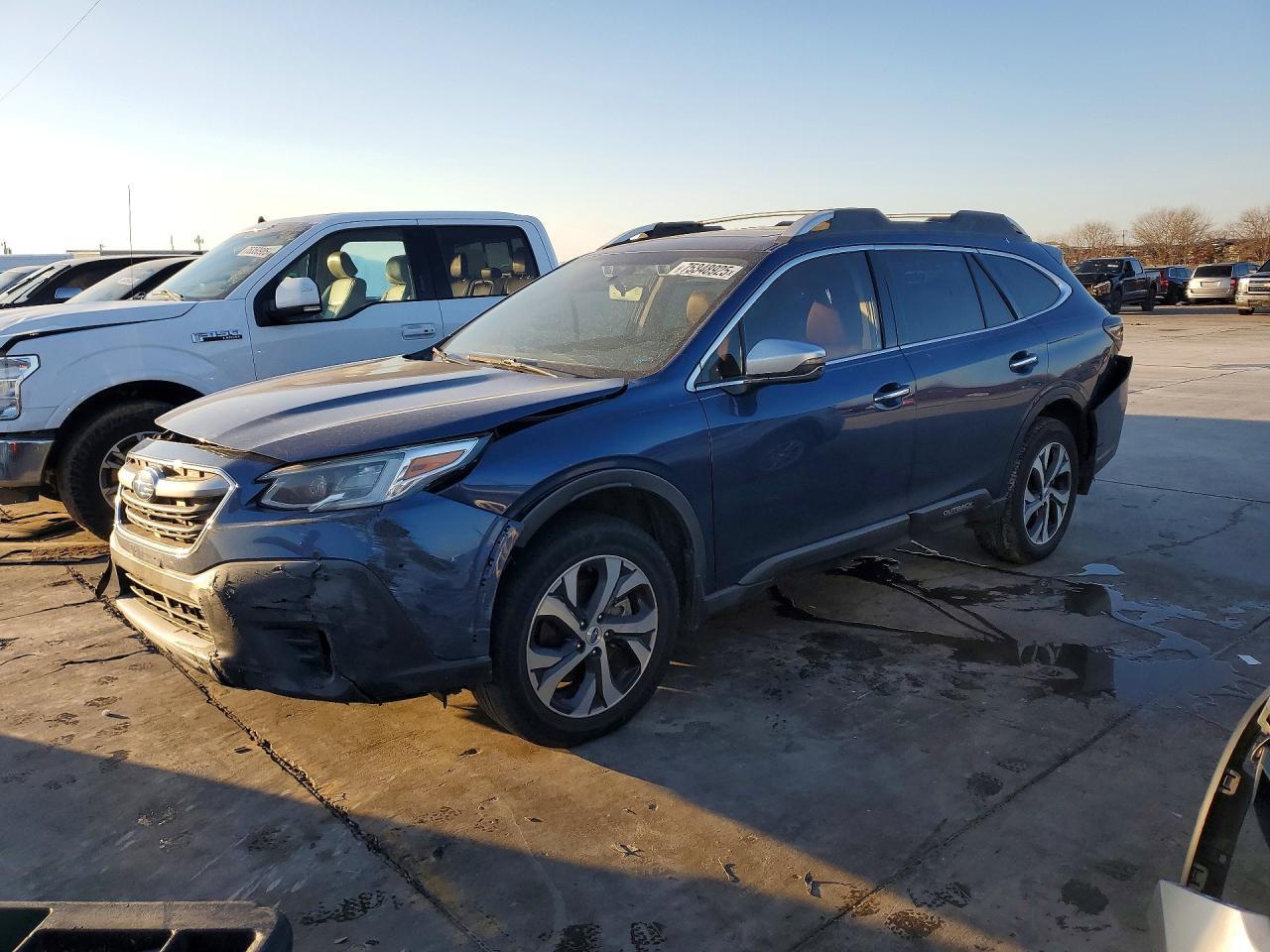 2020 SUBARU Outback
