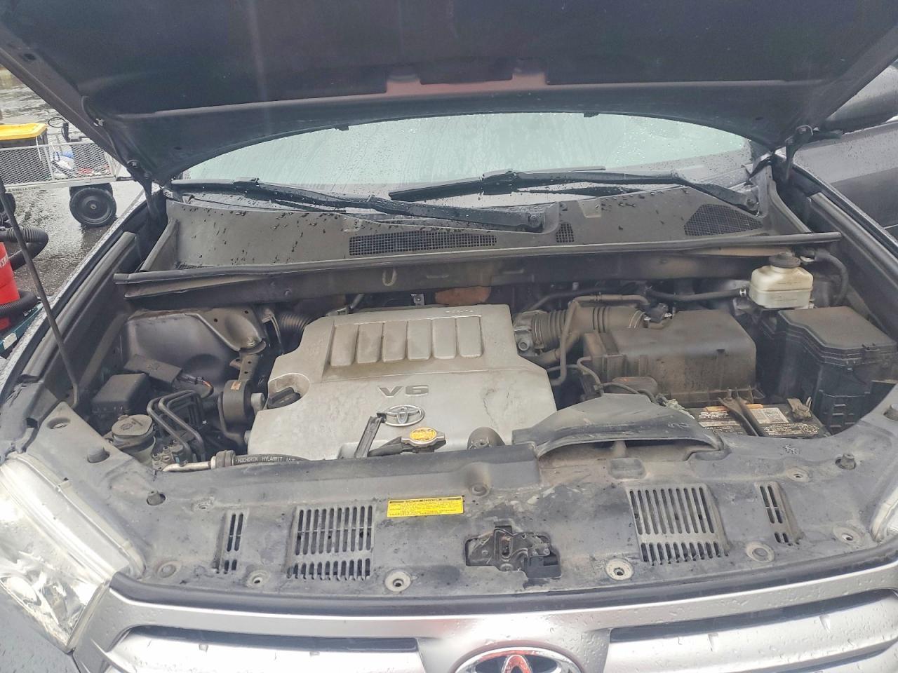 2012 TOYOTA HIGHLANDER
