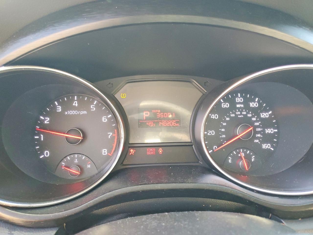 2016 KIA SEDONA