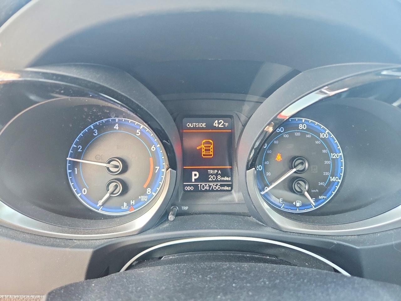 2016 TOYOTA COROLLA
