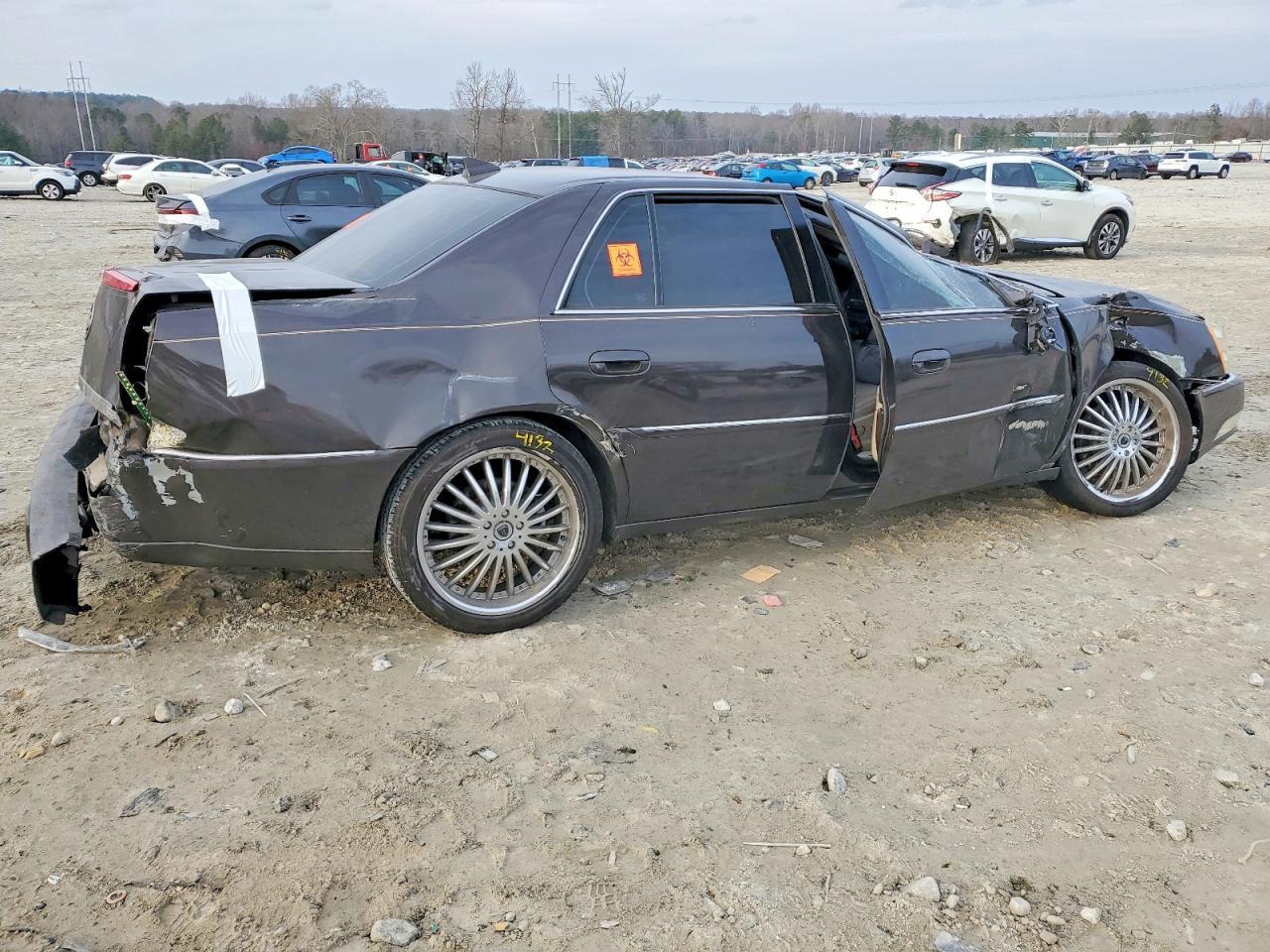 2009 CADILLAC DTS