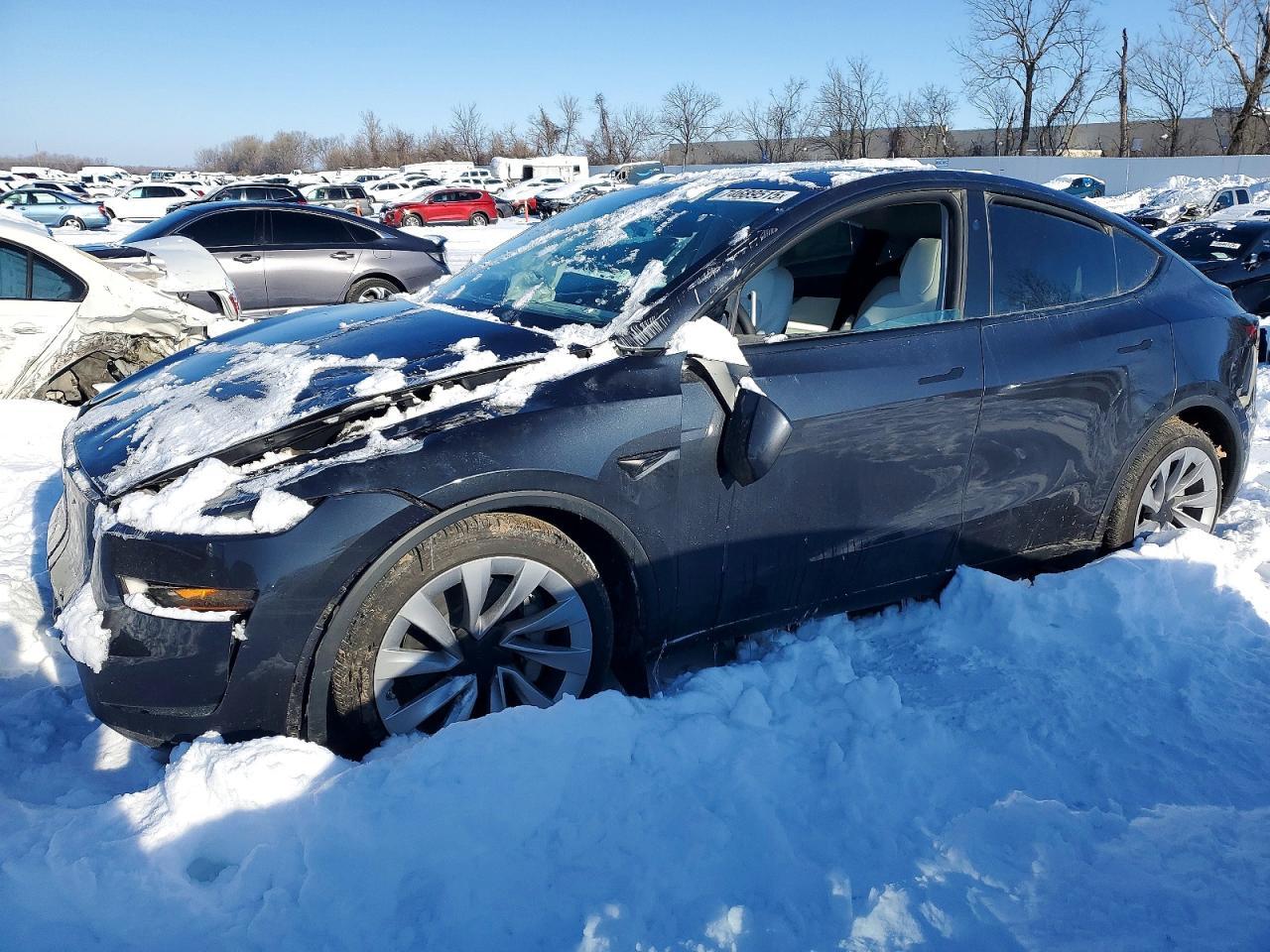 2026 TESLA MODEL Y