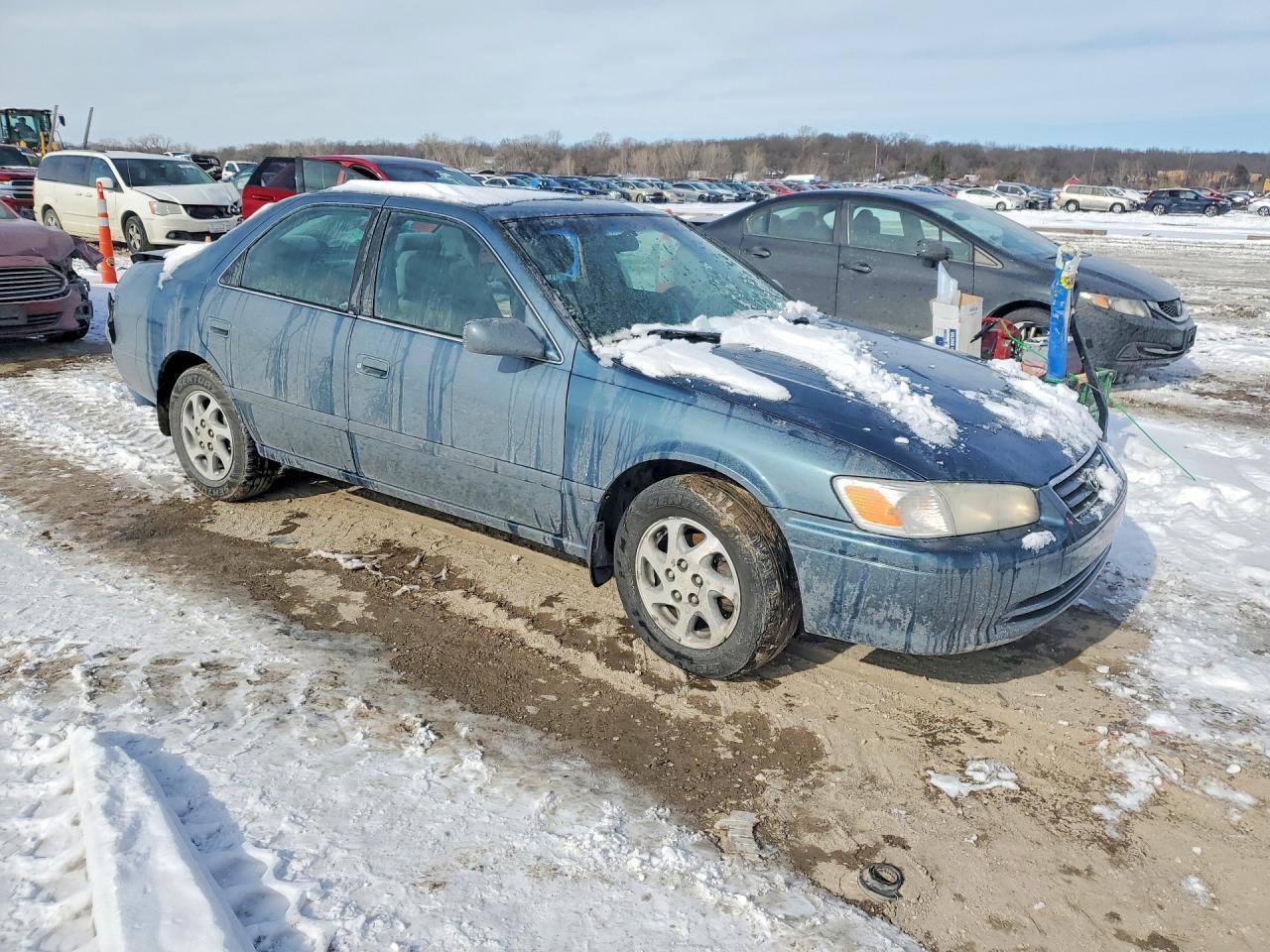2001 TOYOTA CAMRY