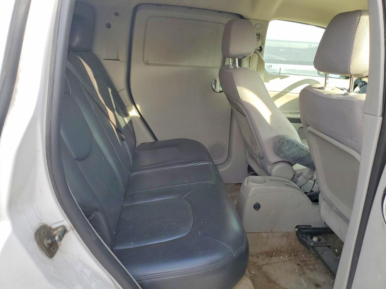 2011 CHEVROLET HHR