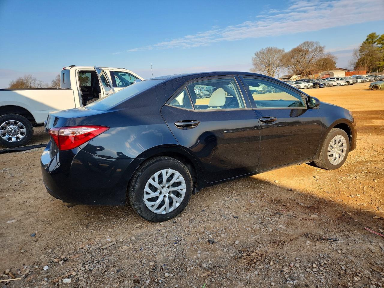 2018 TOYOTA COROLLA