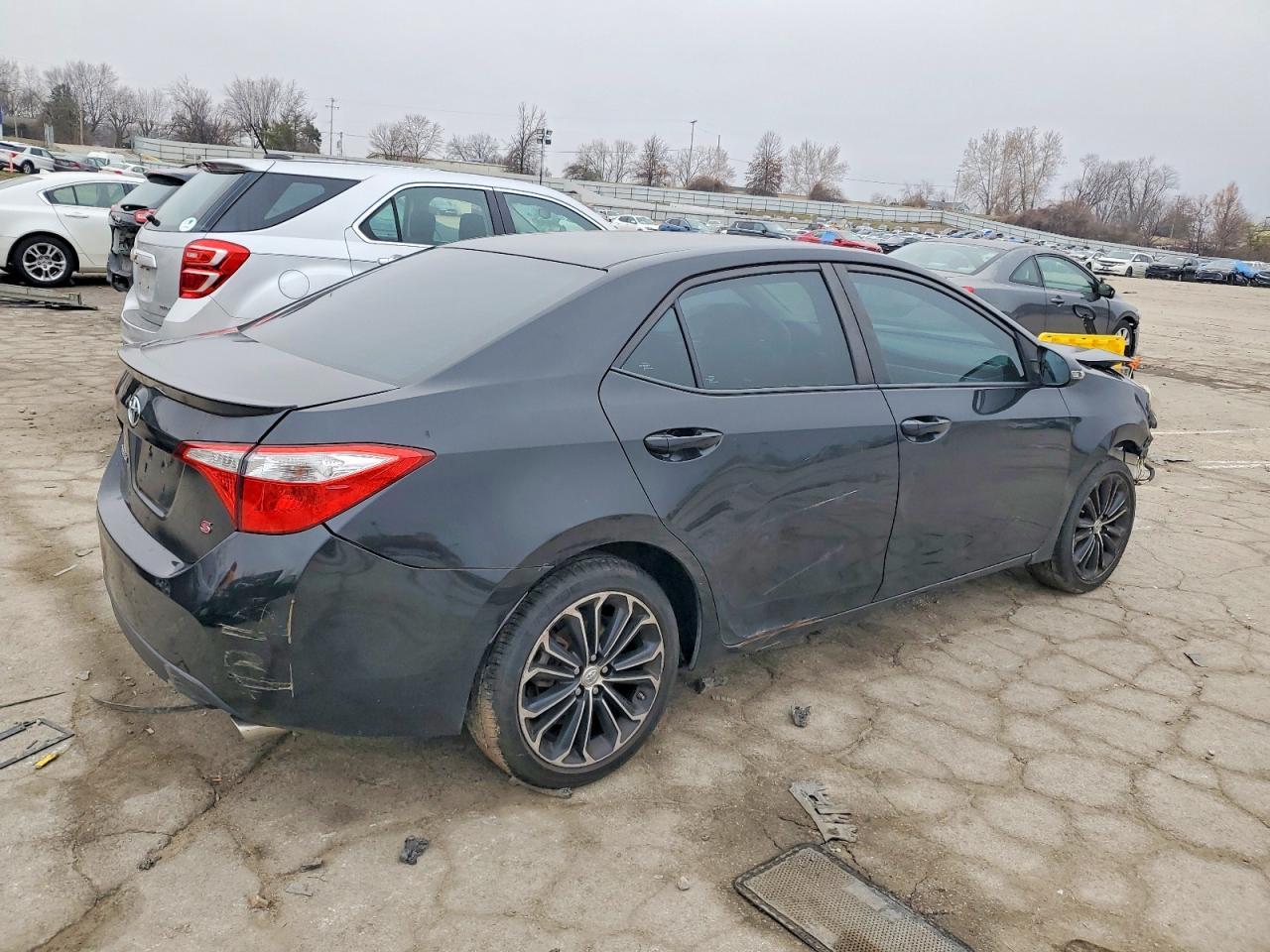 2014 TOYOTA COROLLA