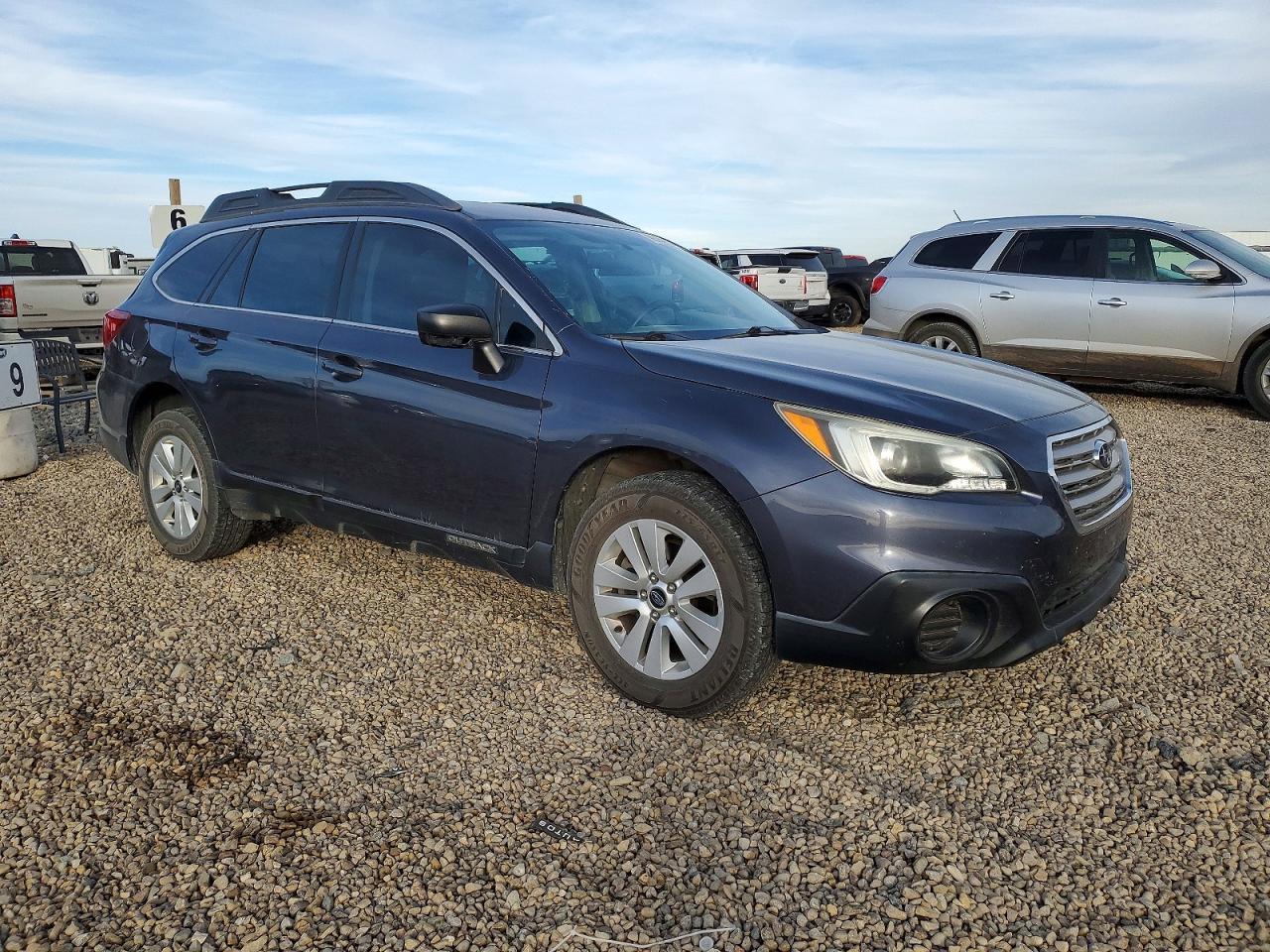 2017 SUBARU Outback