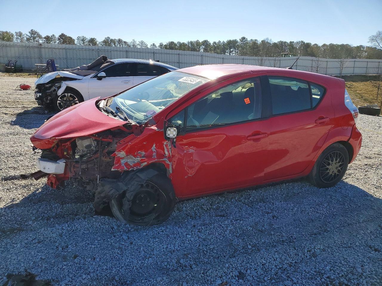 2013 TOYOTA Prius c