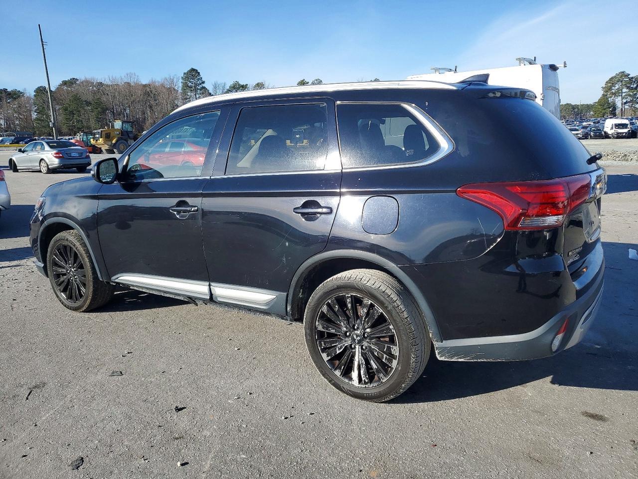 2019 MITSUBISHI outlander