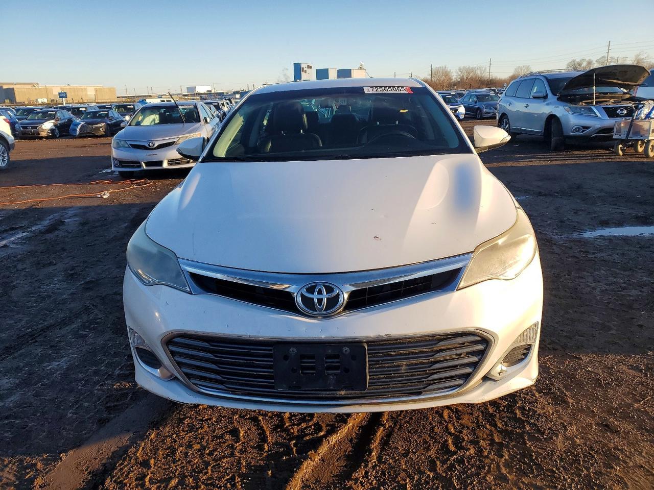 2014 TOYOTA Avalon